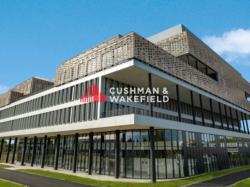 Bureau à vendre - 5061 m²