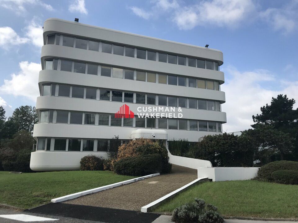 Location bureaux 173 m² divisibles à partir de 60 m²