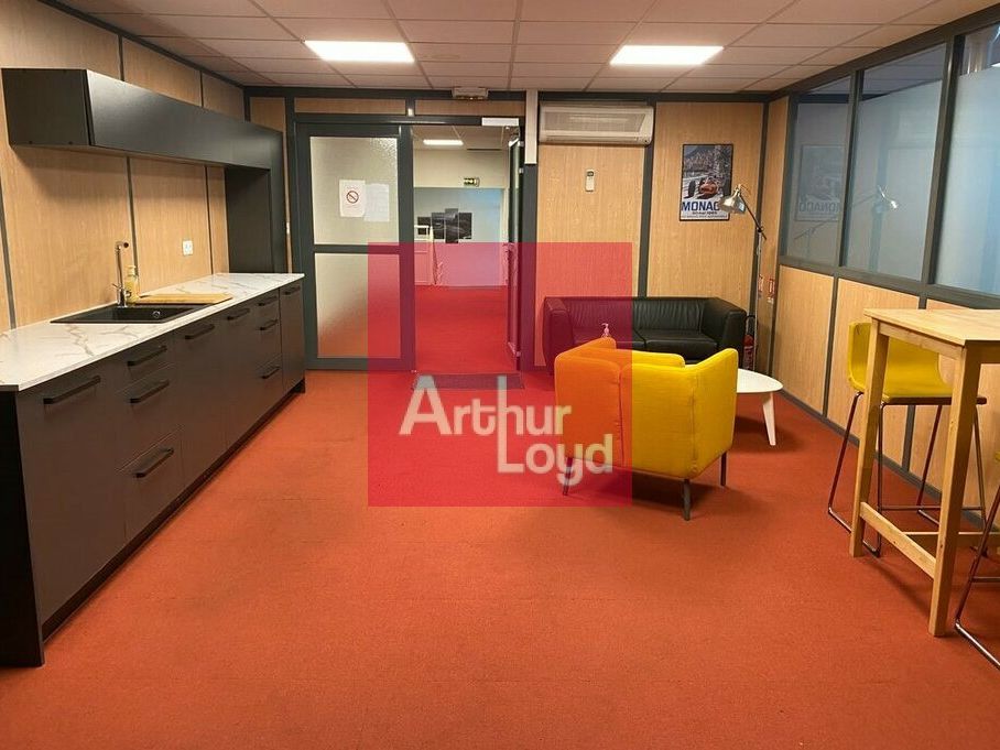 Location bureaux 12 m² non divisibles