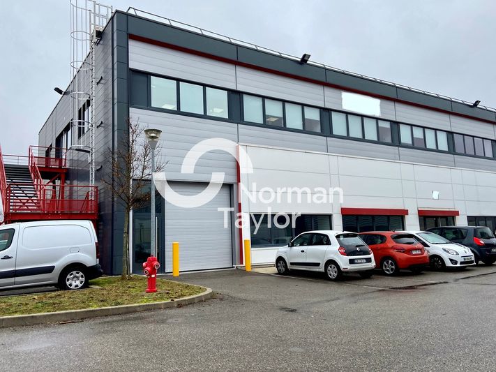 Location bureaux 2654.3 m² divisibles à partir de 202 m²