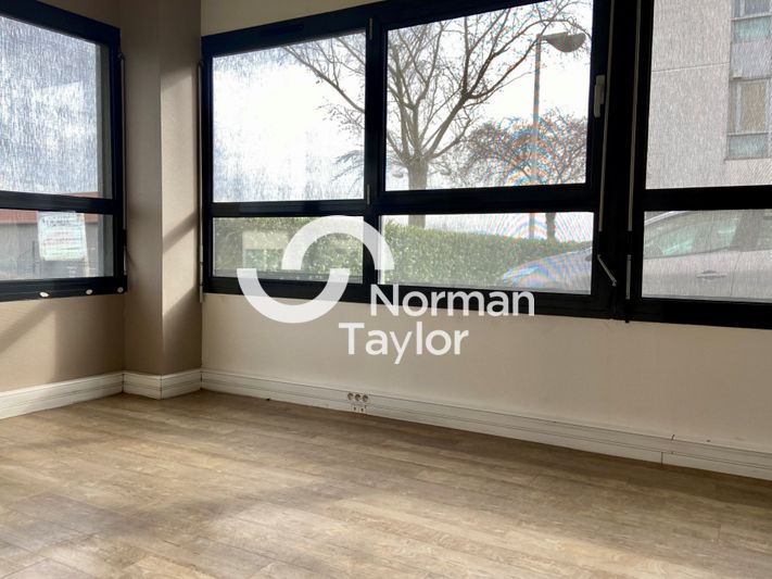 Location bureaux 280 m² divisibles à partir de 113 m²