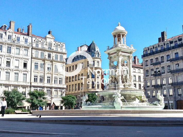 Vente fonds de commerce 90 m² non divisibles