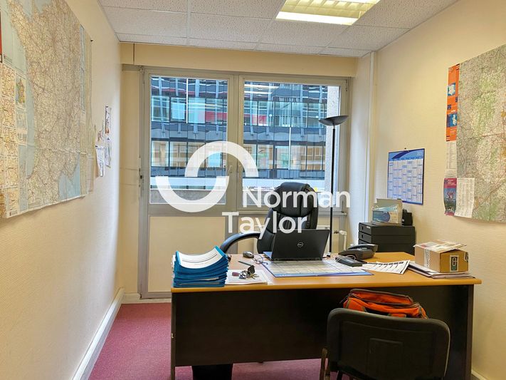 Location bureaux 146 m² non divisibles