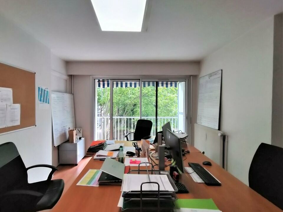 A louer bureaux de 110 m² en R+3 dans le quartier Sainte-Blandine à la Confluence