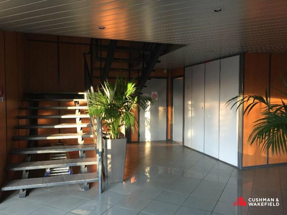 150 M² DE BUREAUX A LOUER A MERIGNAC