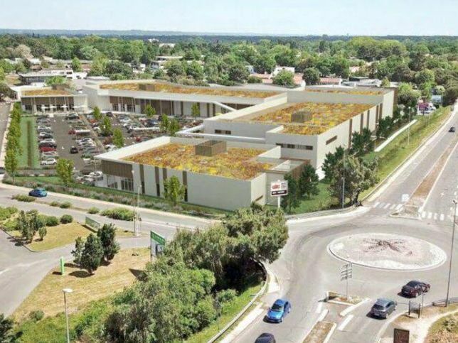 Location local commercial 300 m² non divisibles