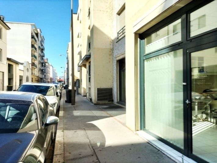 Local commercial / Bureaux - 85 m² - Disponible à la vente - Lyon 2ème