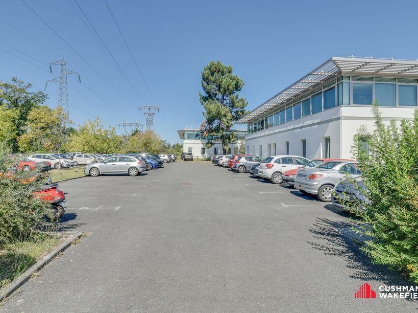 Location bureaux 1157 m² divisibles à partir de 133 m²