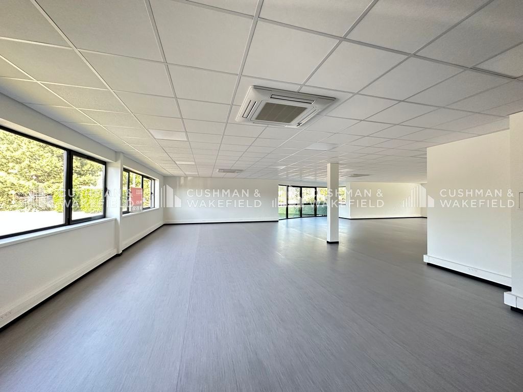 Vente bureaux 444 m² non divisibles