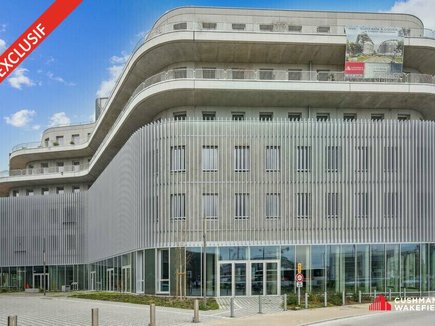 A Bordeaux Place Ravezies, bureaux divisibles proposés à la location