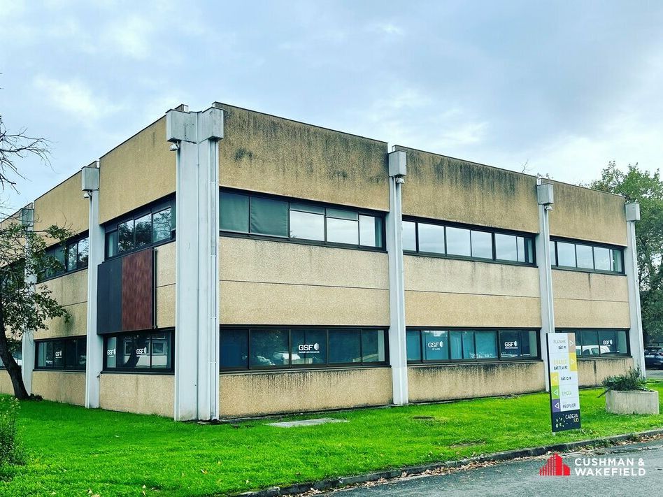 Location bureaux 67 m² non divisibles