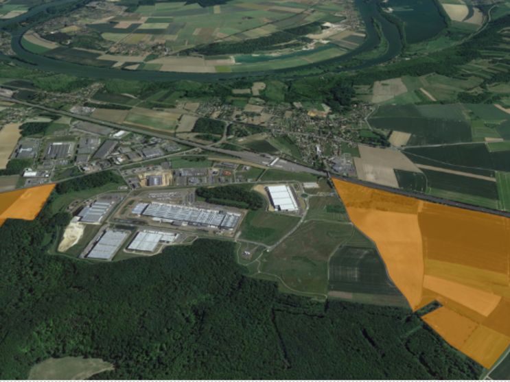 Vente terrain 700000 m² non divisibles