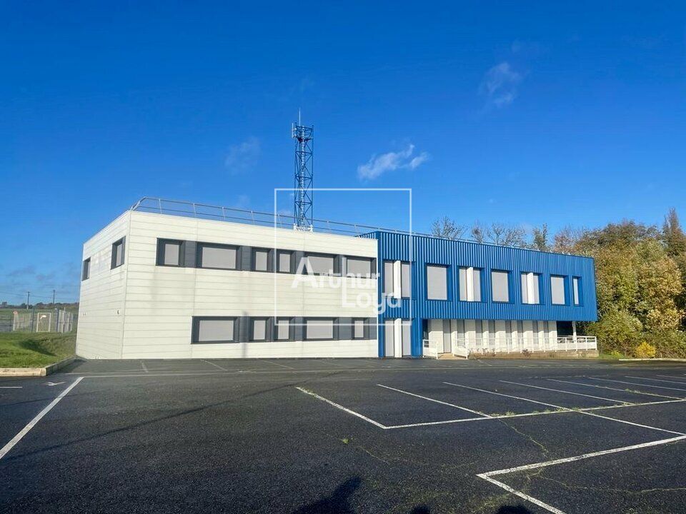 Location bureaux 700 m² non divisibles