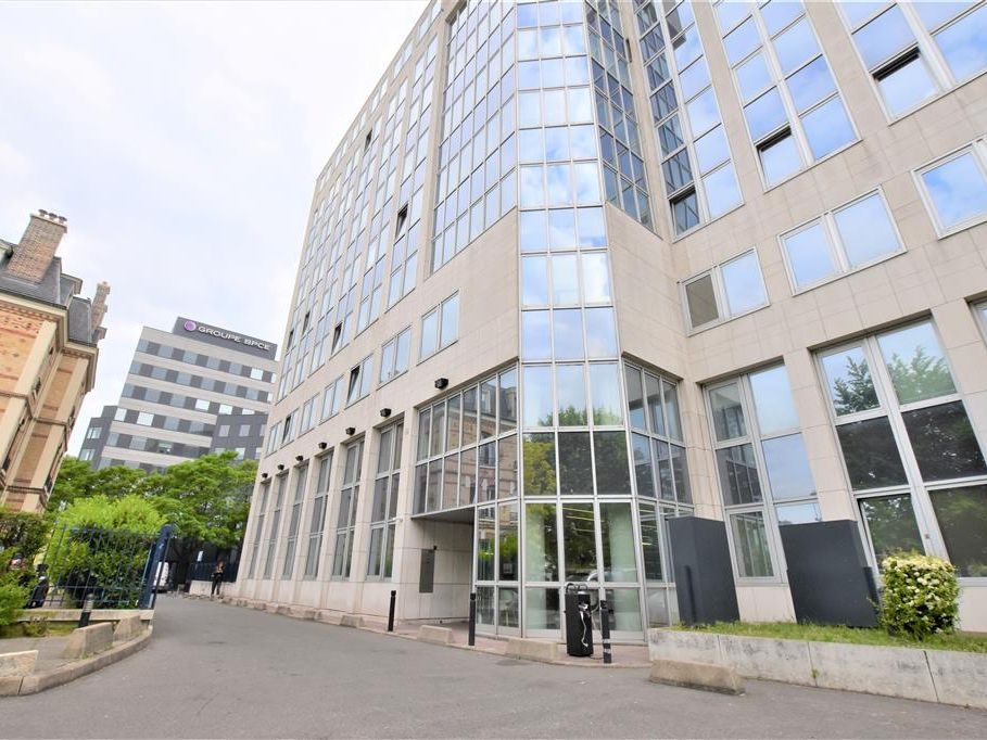 Location bureaux 1844 m² divisibles à partir de 112 m²