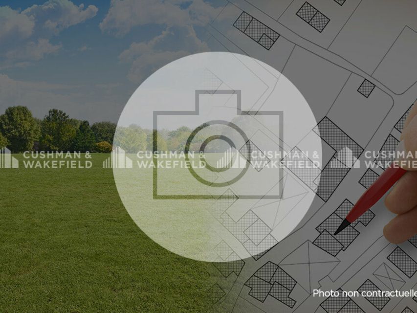 Vente terrain 17816 m² divisibles à partir de 1352 m²