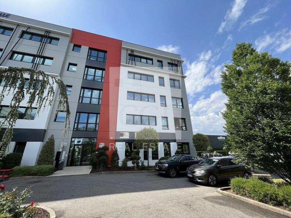 Location bureaux 2889.46 m² divisibles à partir de 163 m²