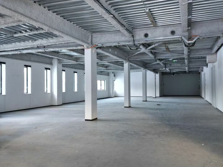 379.11 m² pour ce entrepot en location à Entzheim