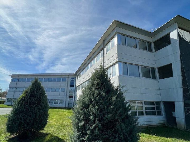 Vente bureaux 2686 m² non divisibles