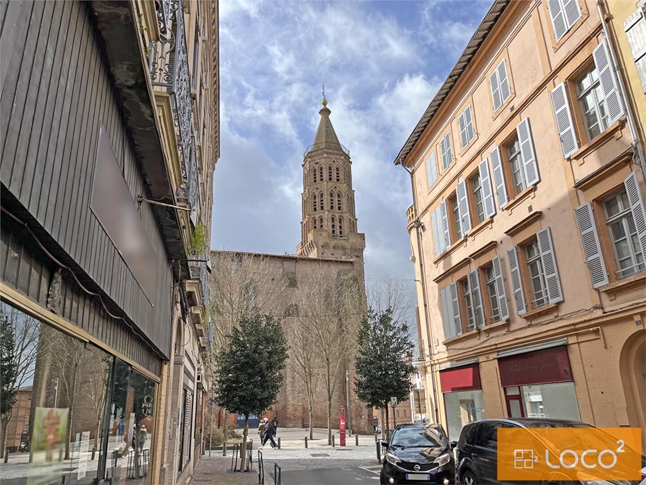 Location local commercial 275.00 m² à MONTAUBAN
