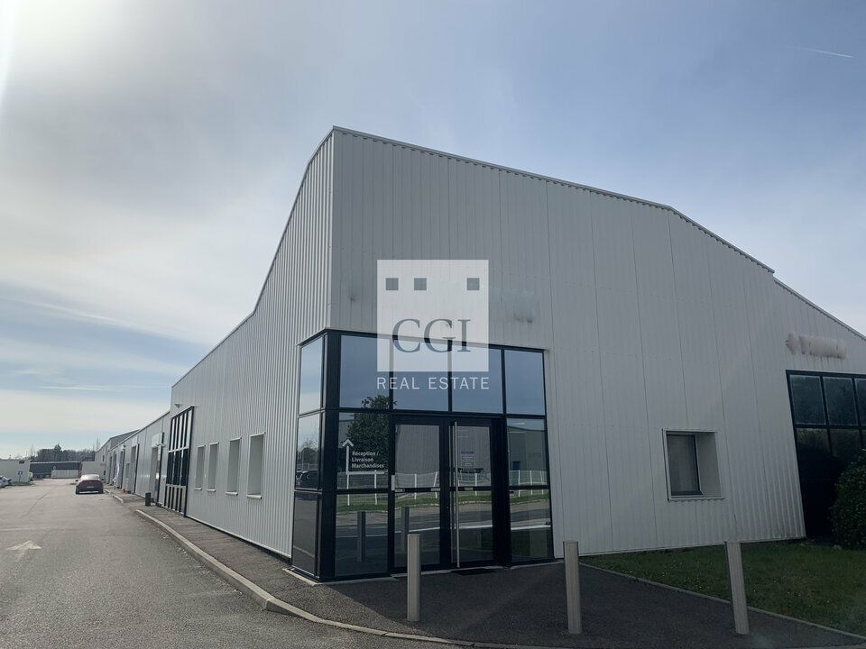 À LOUER – LOCAUX D'ACTIVITÉS & BUREAUX – PRESTATIONS HAUT DE GAMME – REYRIEUX