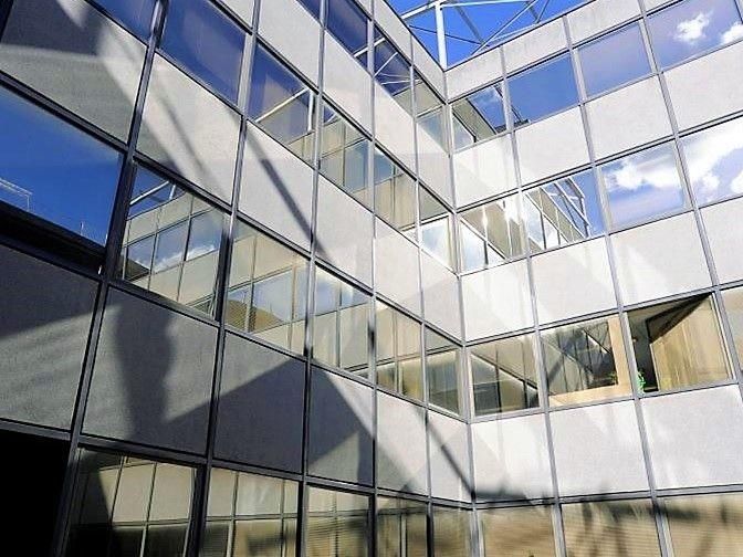 Location bureaux 4264 m² à BLAGNAC
