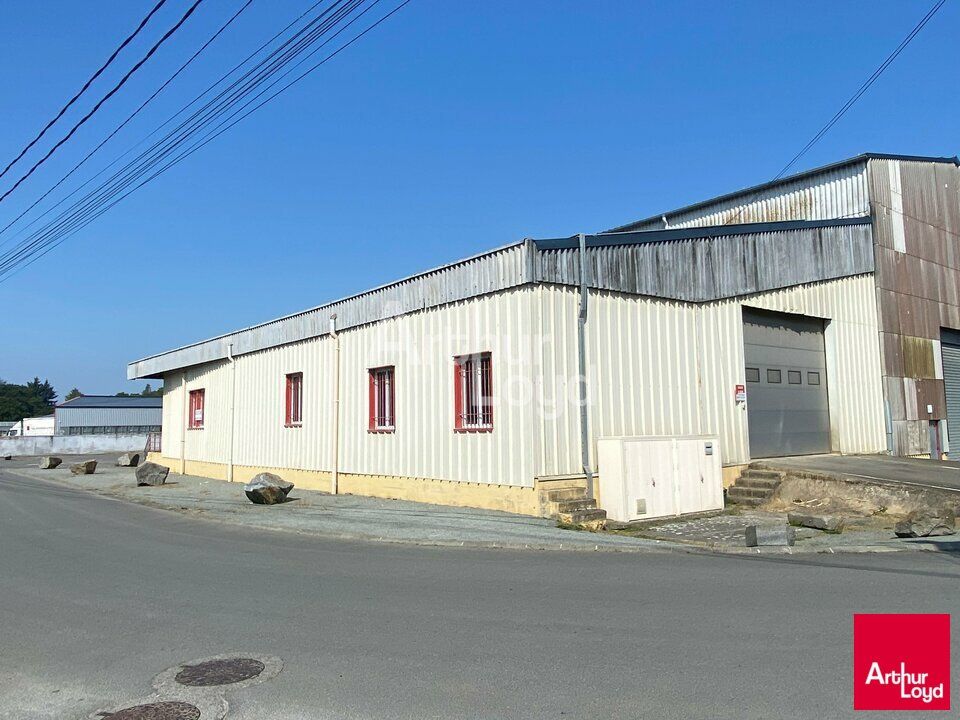 Location local d''activites 440 m² non divisibles