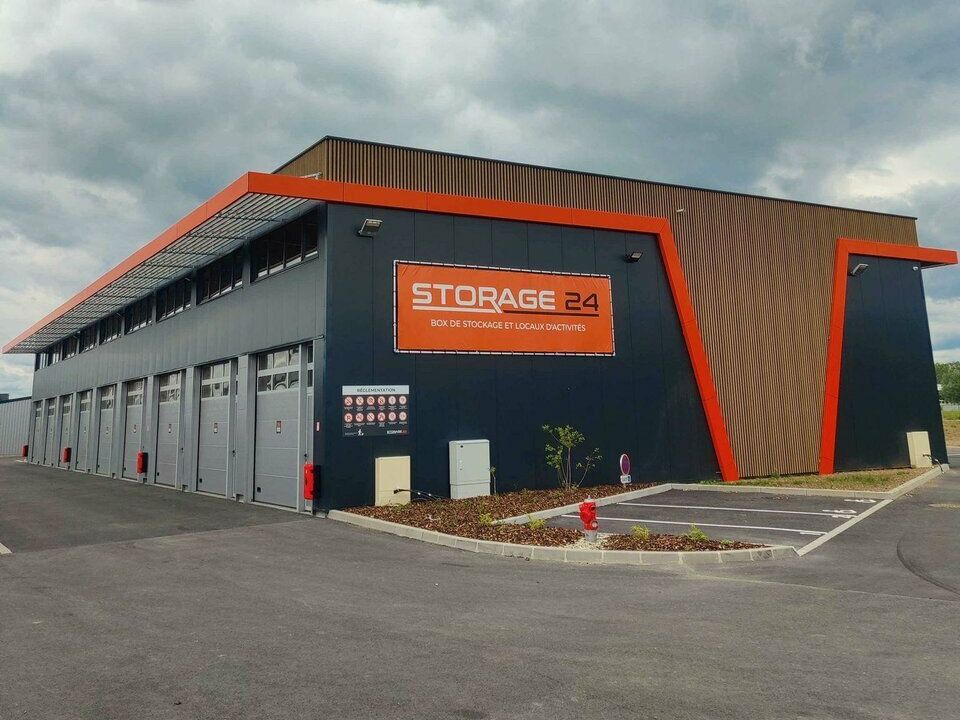 Location entrepot 112 m² divisibles à partir de 23 m²