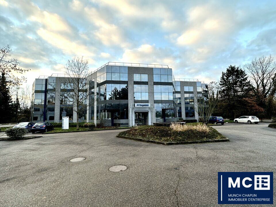 Location bureaux 94.48 m² divisibles à partir de 28.97 m²