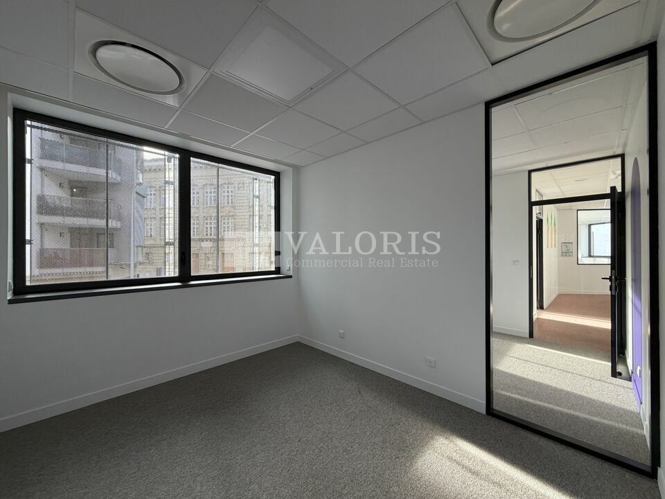 1094.18 m² pour ce bureaux en location à Lyon 7