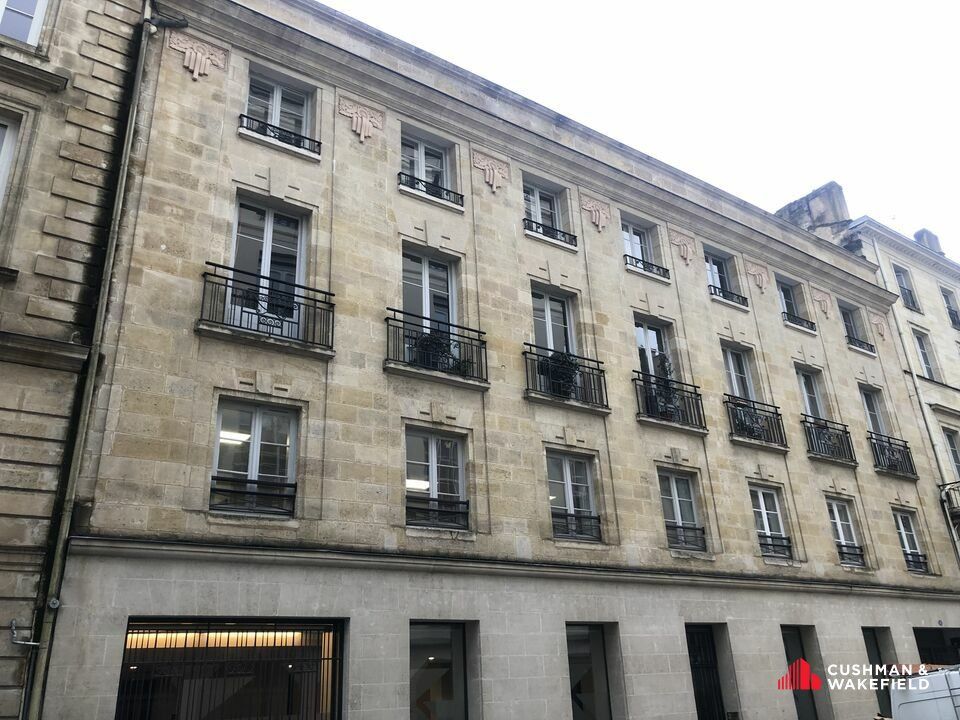 Location bureaux 275 m² non divisibles