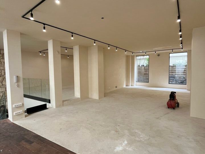 À louer – Local professionnel de caractère proche Quinconces