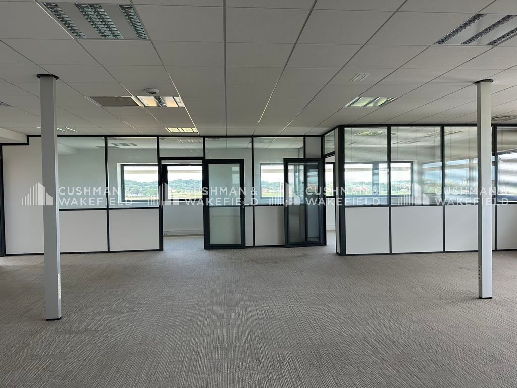Vente bureaux 734 m² divisibles à partir de 0 m²