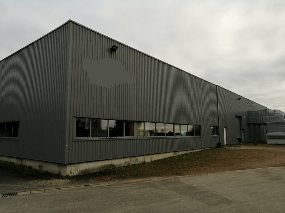 Châtellerault (86) : local d'activités à louer de 3000m²
