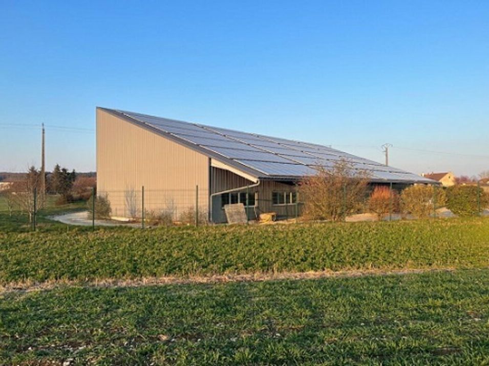 Local d'activité de 4 418m² à vendre à proximité de Chaumont (52)