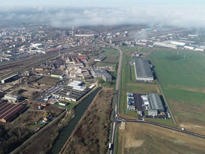 Vente terrain 220000 m² non divisibles