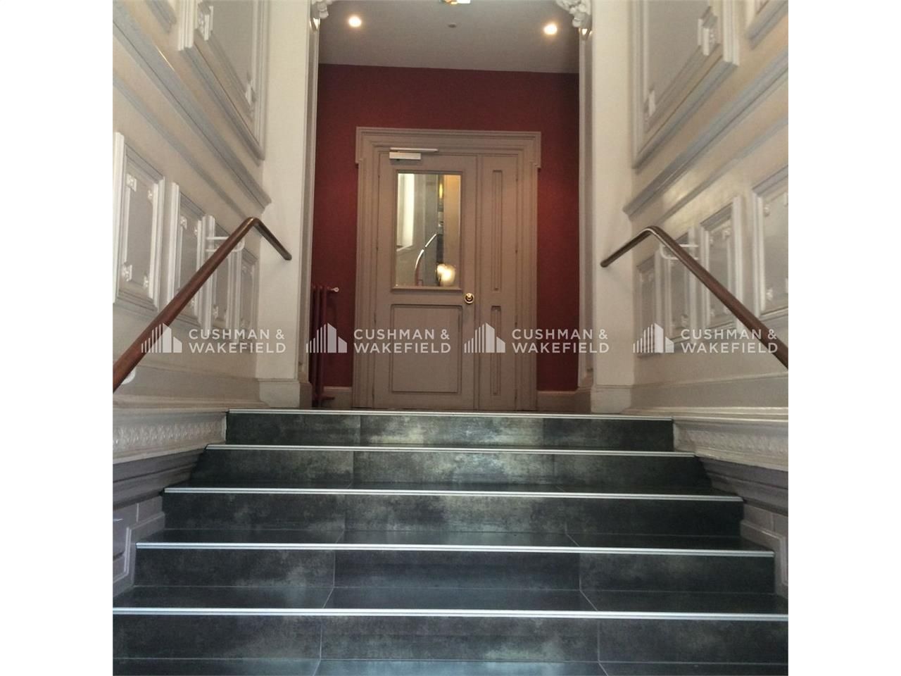 Location bureaux 117 m² non divisibles