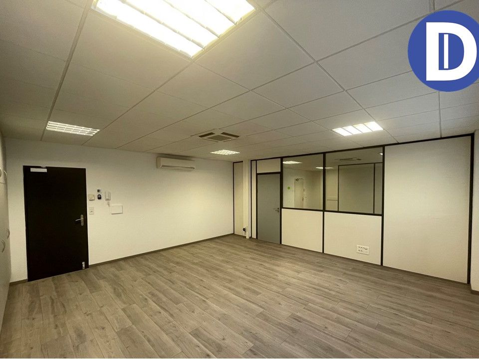 Location bureaux 80.00 m² non divisibles