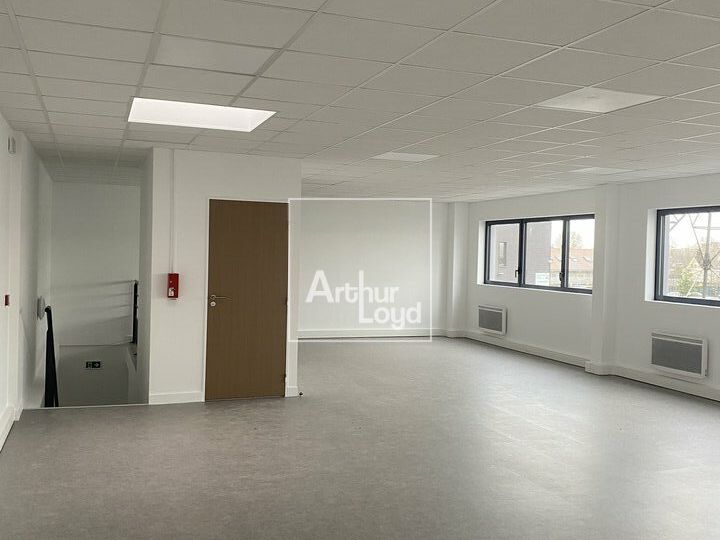 A louer bâtiment neuf proche des grands axes