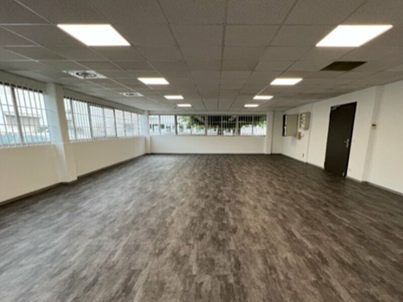 Location bureaux 250 m² non divisibles