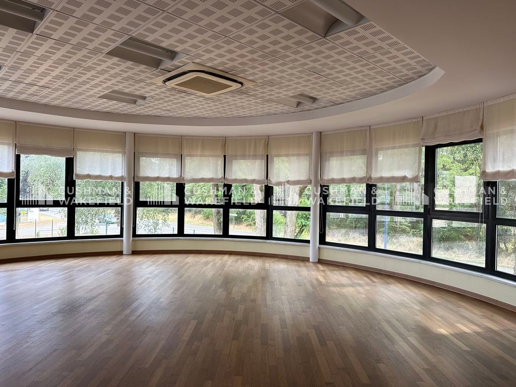 Location bureaux 415 m² non divisibles