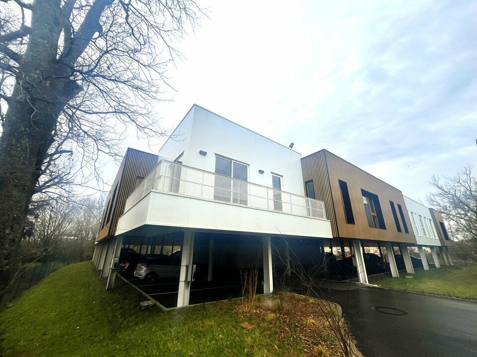 Location bureaux 1255 m² non divisibles