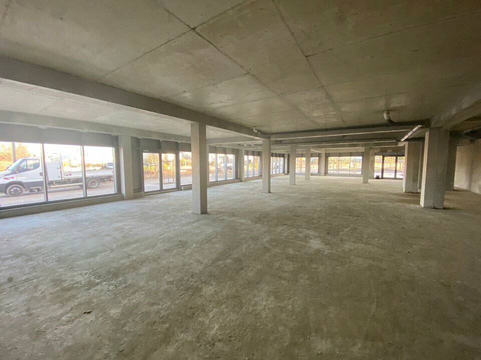 LOCAL COMMERCIAL A LOUER A BRUGES