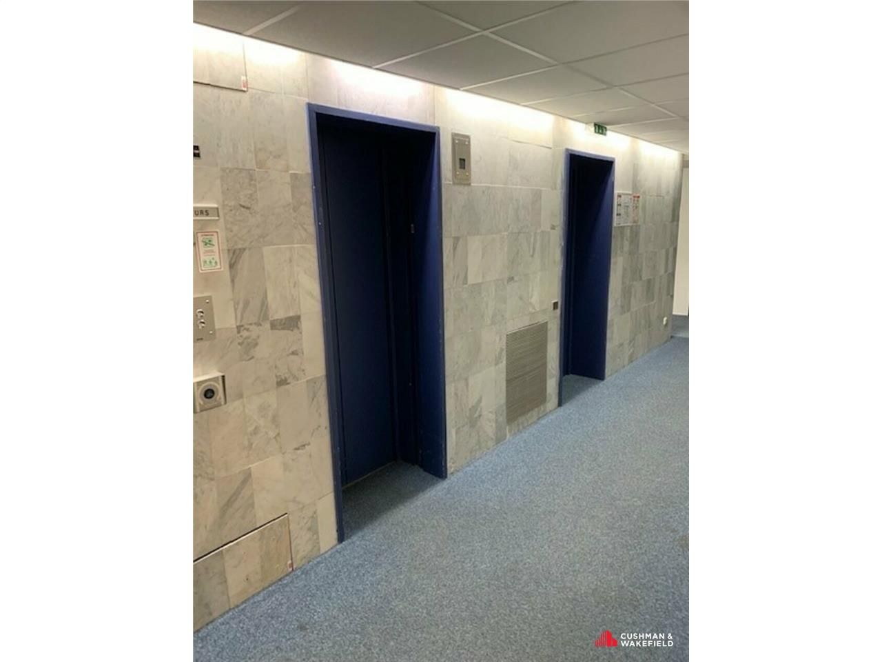 Bureaux à la location de 660 m²