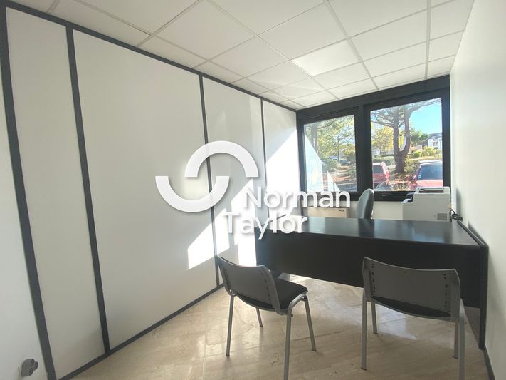 Location bureaux 60 m² non divisibles