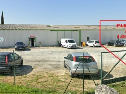 Location local d''activites 230 m² non divisibles