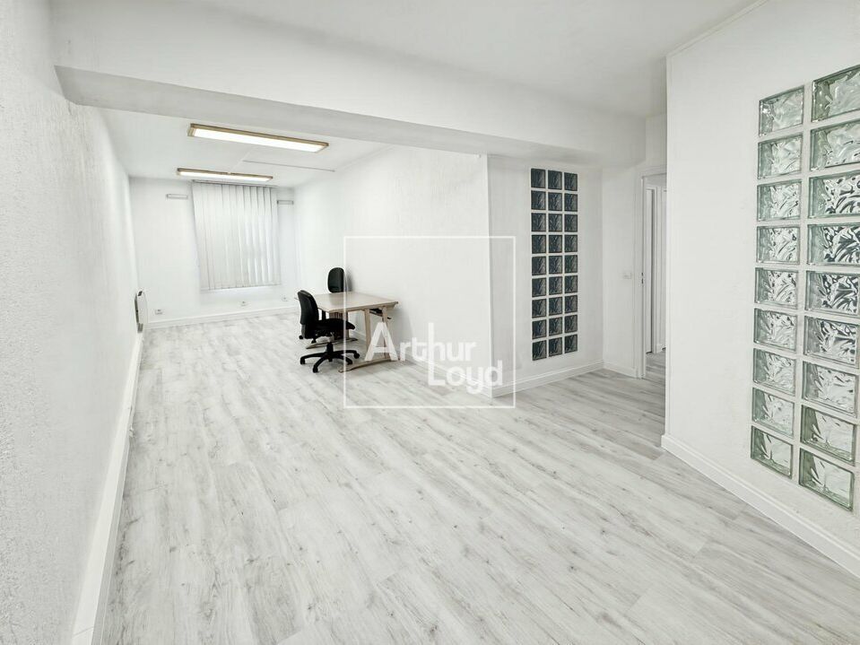 Location bureaux 75 m² non divisibles