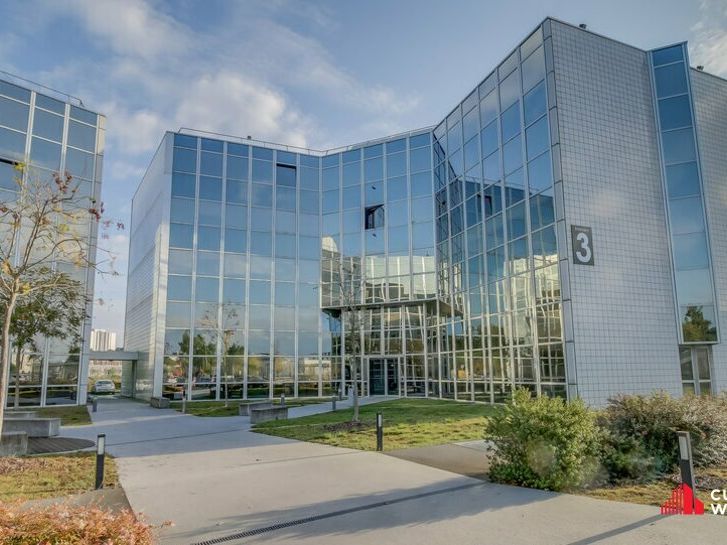 Location bureau - 296 m²