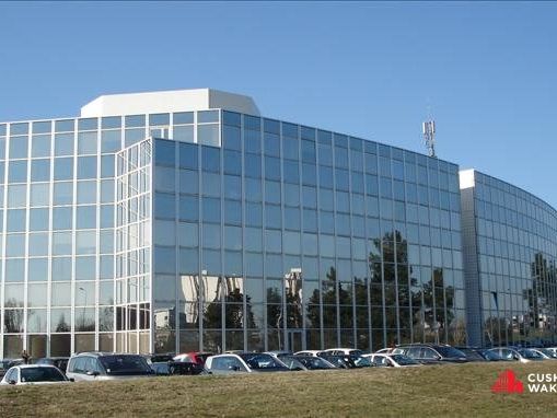 Location bureaux 640 m² non divisibles