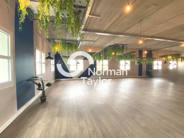 Location bureaux 115 m² non divisibles