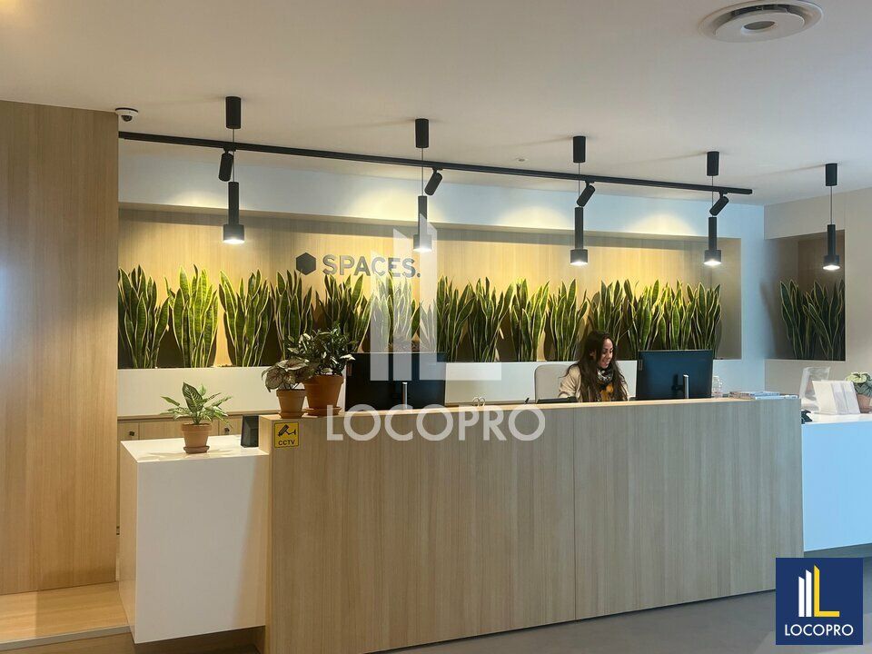 COWORKING - A LOUER - BUREAUX - 3 682 m2 DIVISIBLES - BIOT